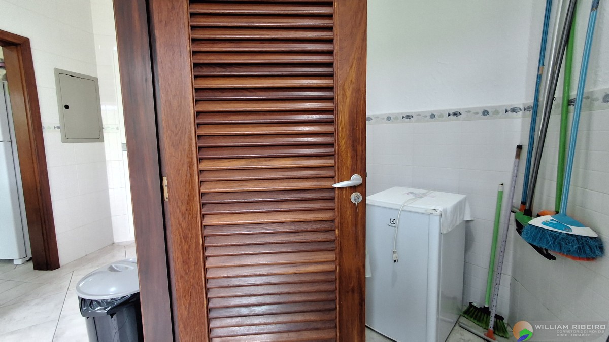 Casa para venda em Peruíbe no bairro lado linha _ entre 400m e 900m da praia