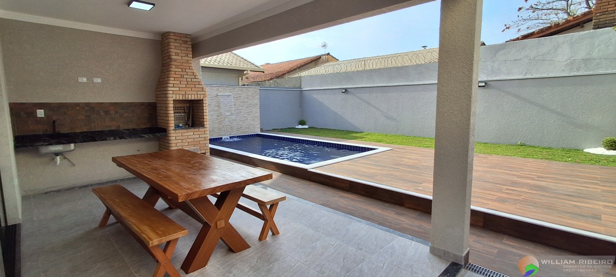 Casa para venda em Peruíbe no bairro Beira Mar