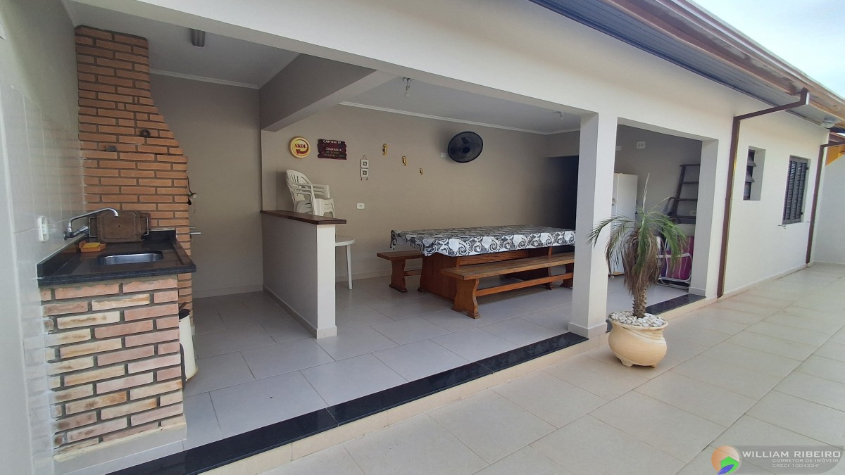 Casa para venda em Peruíbe no bairro Lado praia _ a menos de 400 m da praia