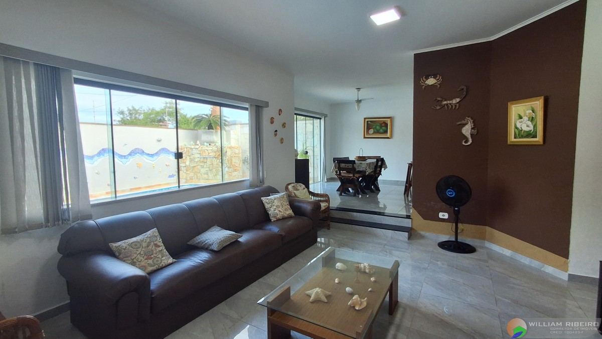 Casa para venda em Peruíbe no bairro Lado praia _ a menos de 400 m da praia