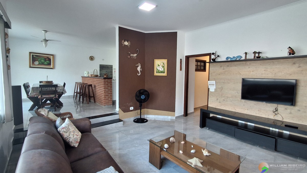 Casa para venda em Peruíbe no bairro Lado praia _ a menos de 400 m da praia