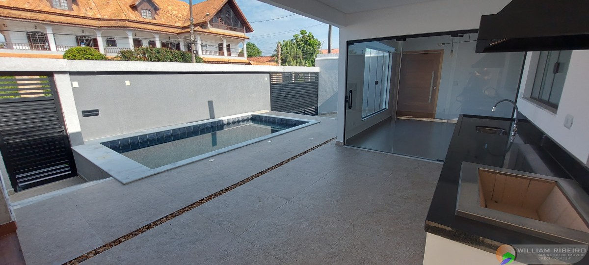 Casa para venda em Peruíbe no bairro Turístico