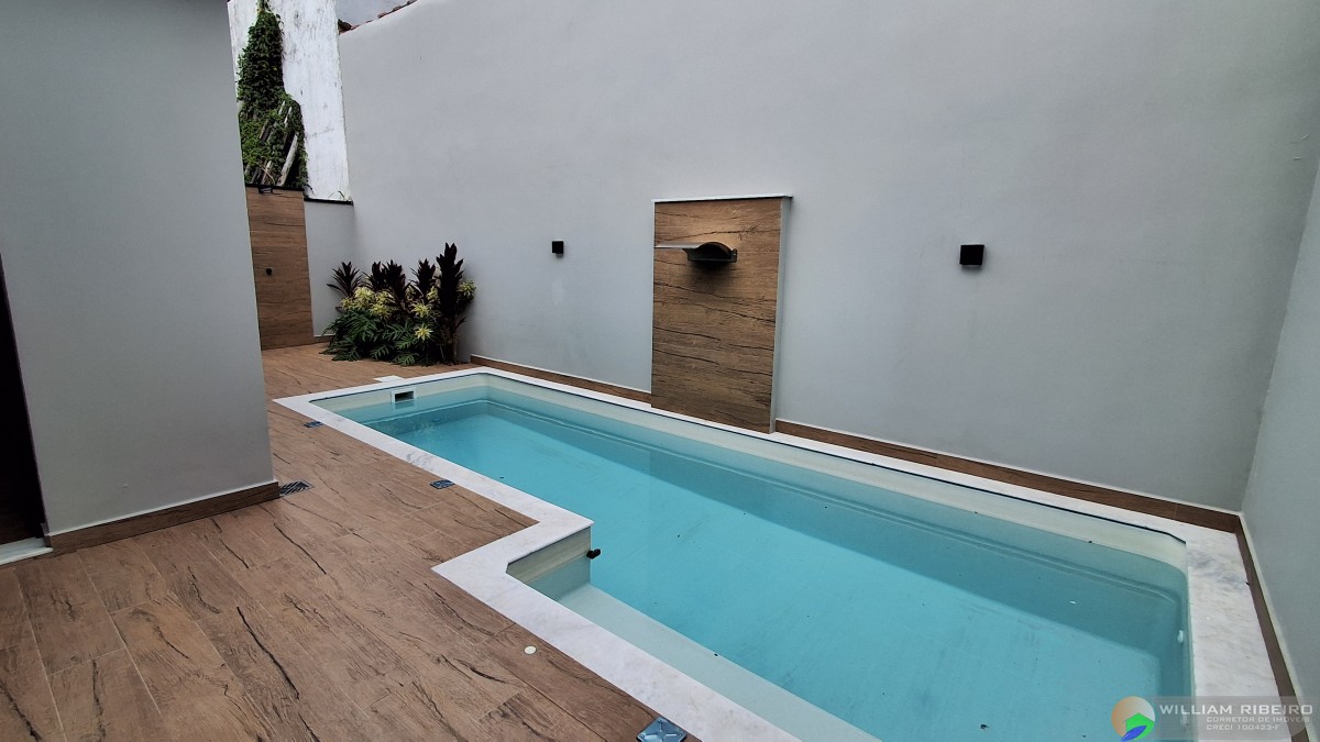 Casa para venda em Peruíbe no bairro Lado praia _ a menos de 400 m da praia