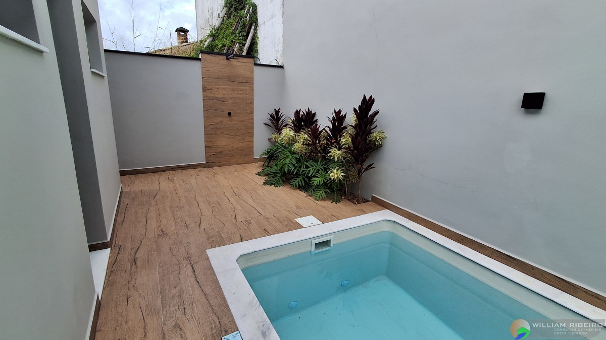 Casa para venda em Peruíbe no bairro Lado praia _ a menos de 400 m da praia