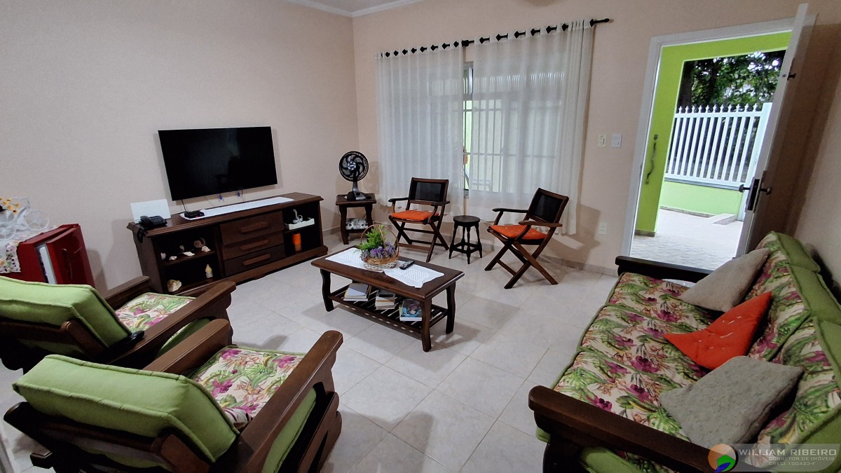 Casa para venda em Peruíbe no bairro Lado praia _ a menos de 400 m da praia