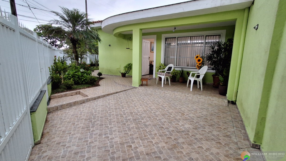 Casa para venda em Peruíbe no bairro Lado praia _ a menos de 400 m da praia
